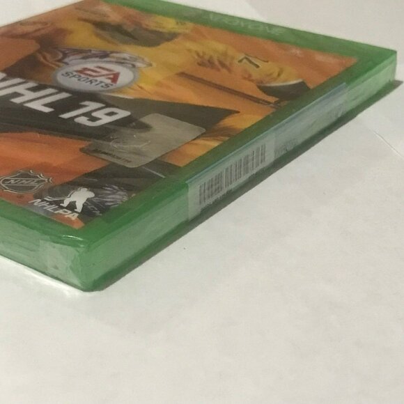 Xbox One NHL 19 (Factory Sealed) - Picture 3 of 3